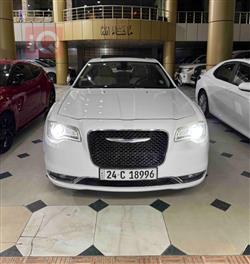 کرایسلەر 300